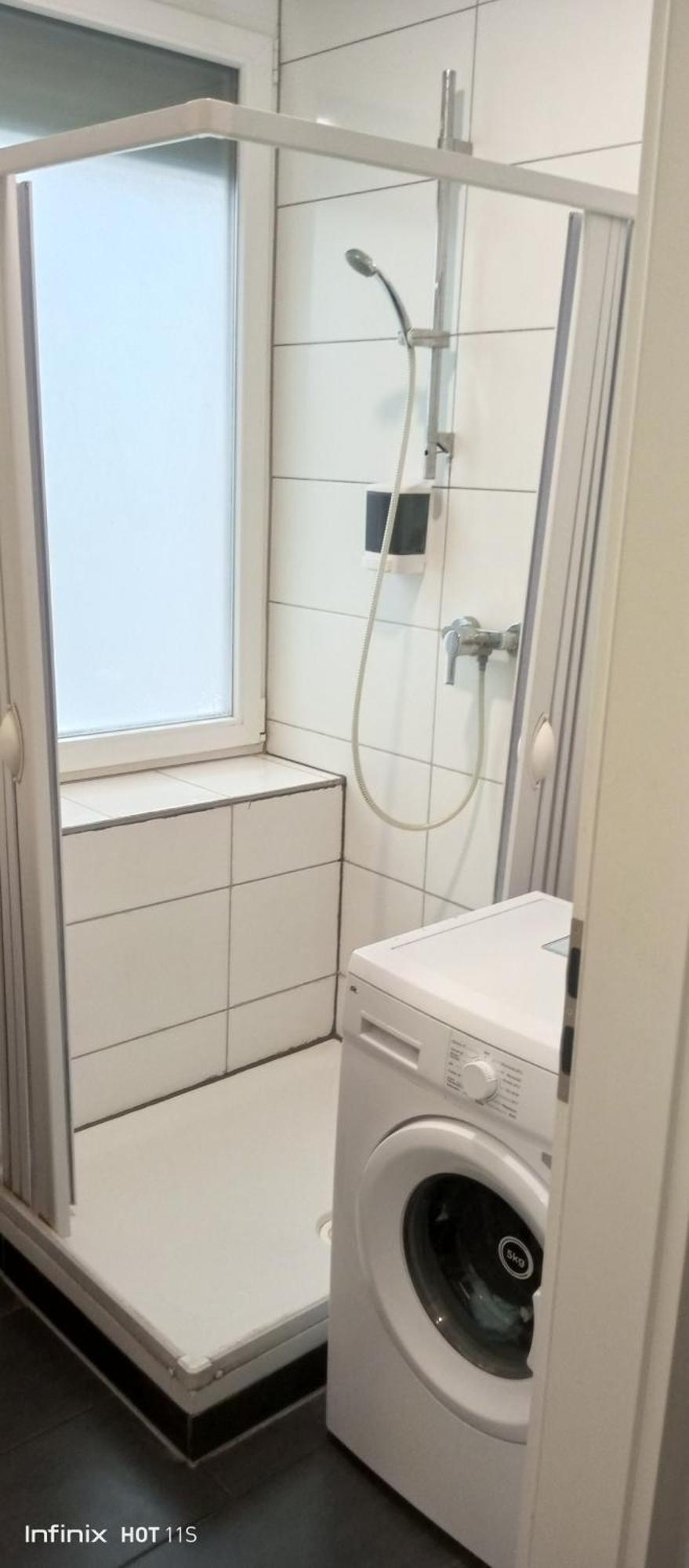 Gemuetliches Lisa Zimmer Mit Gemeinschaftskueche Heilbronn Zentrum Dış mekan fotoğraf